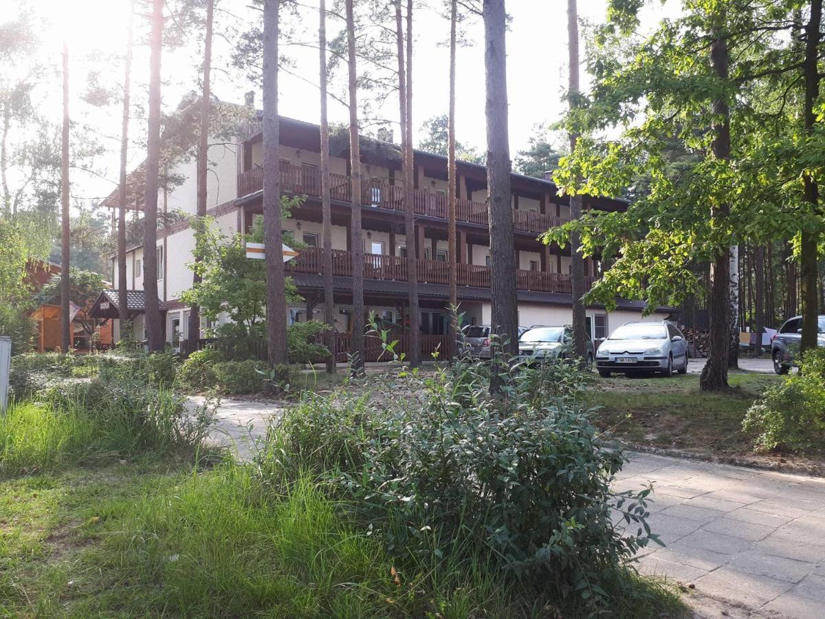 ホテル Osrodek Wypoczynkowy Wratislavia Radzyń エクステリア 写真