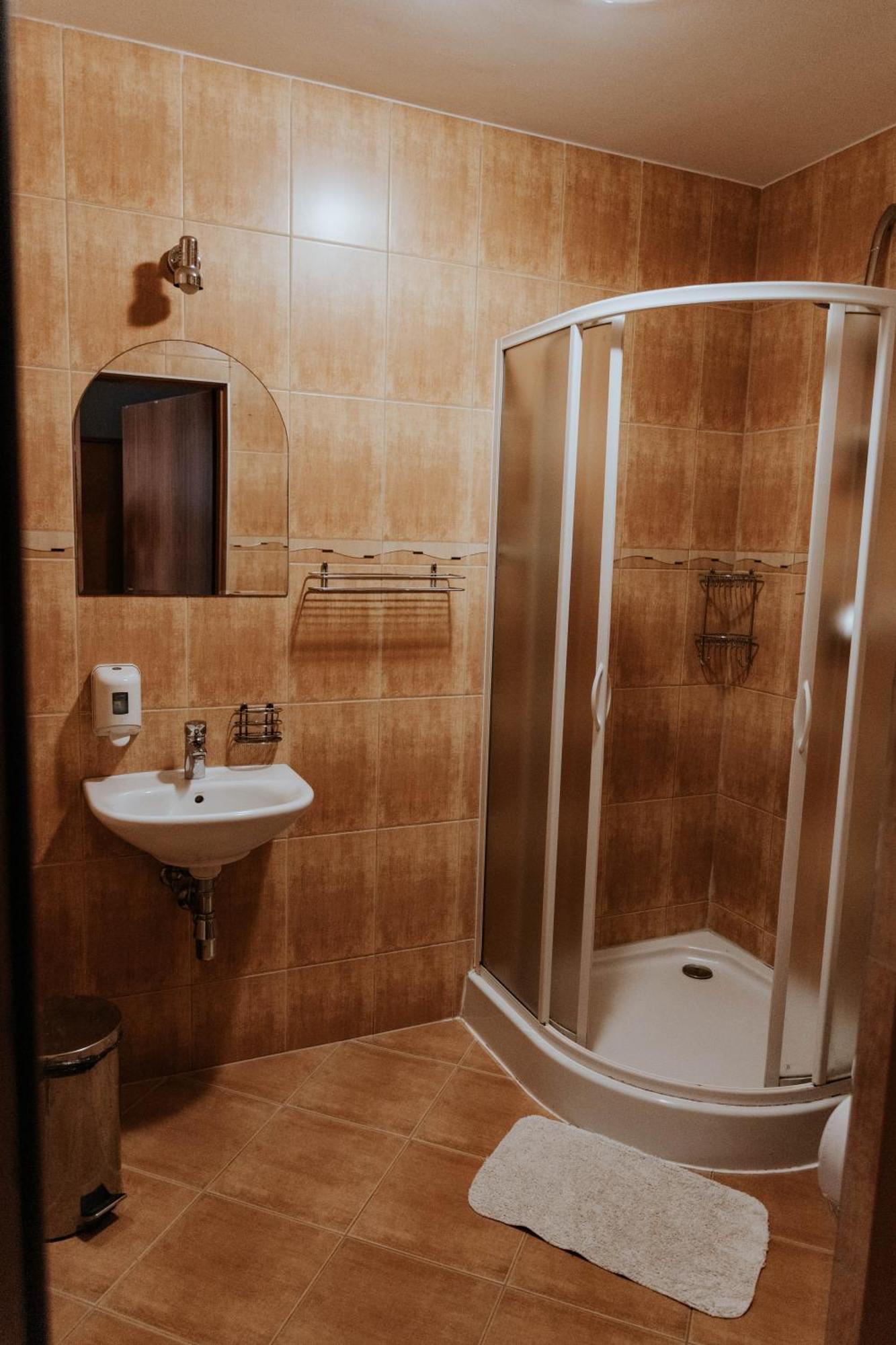 ホテル Osrodek Wypoczynkowy Wratislavia Radzyń エクステリア 写真